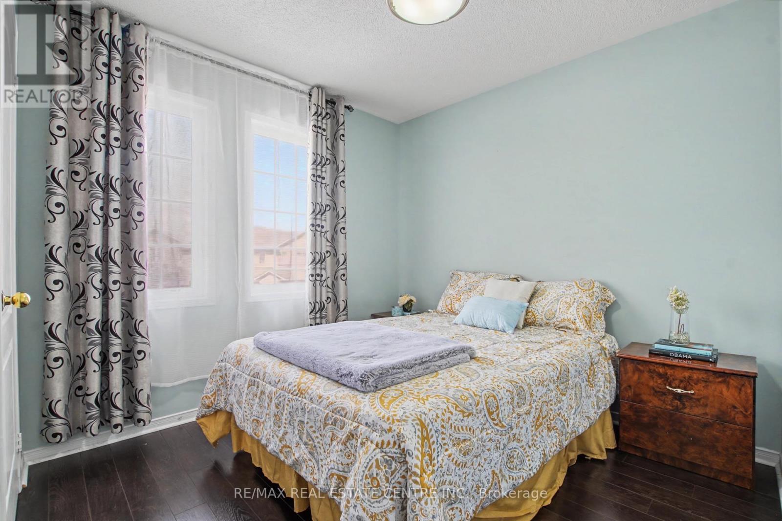 21 Vermont Road, Brampton (Fletcher's Meadow), Ontario  L7A 3G3 - Photo 22 - W12898696