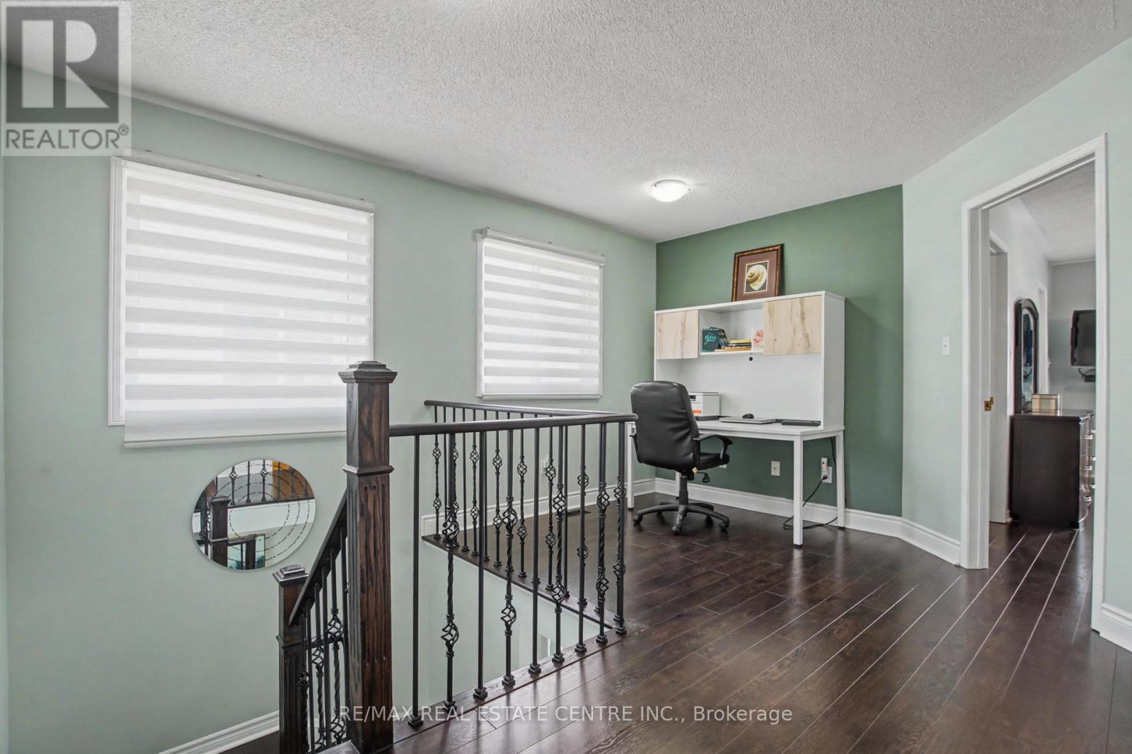 21 Vermont Road, Brampton (Fletcher's Meadow), Ontario  L7A 3G3 - Photo 15 - W12898696