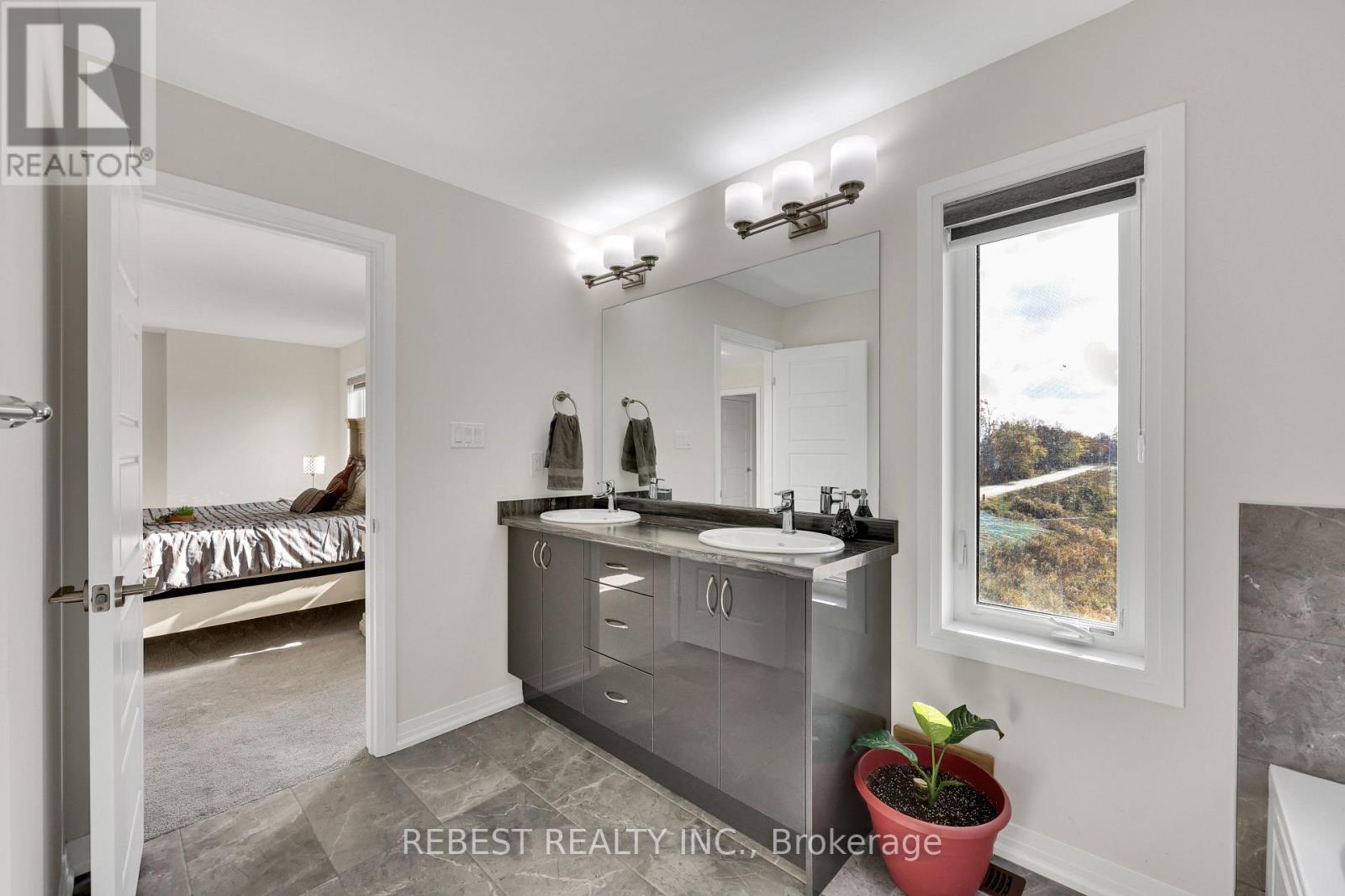 130 Hitchman Street, Brant (Paris), Ontario  N3L 0N6 - Photo 40 - X12498964