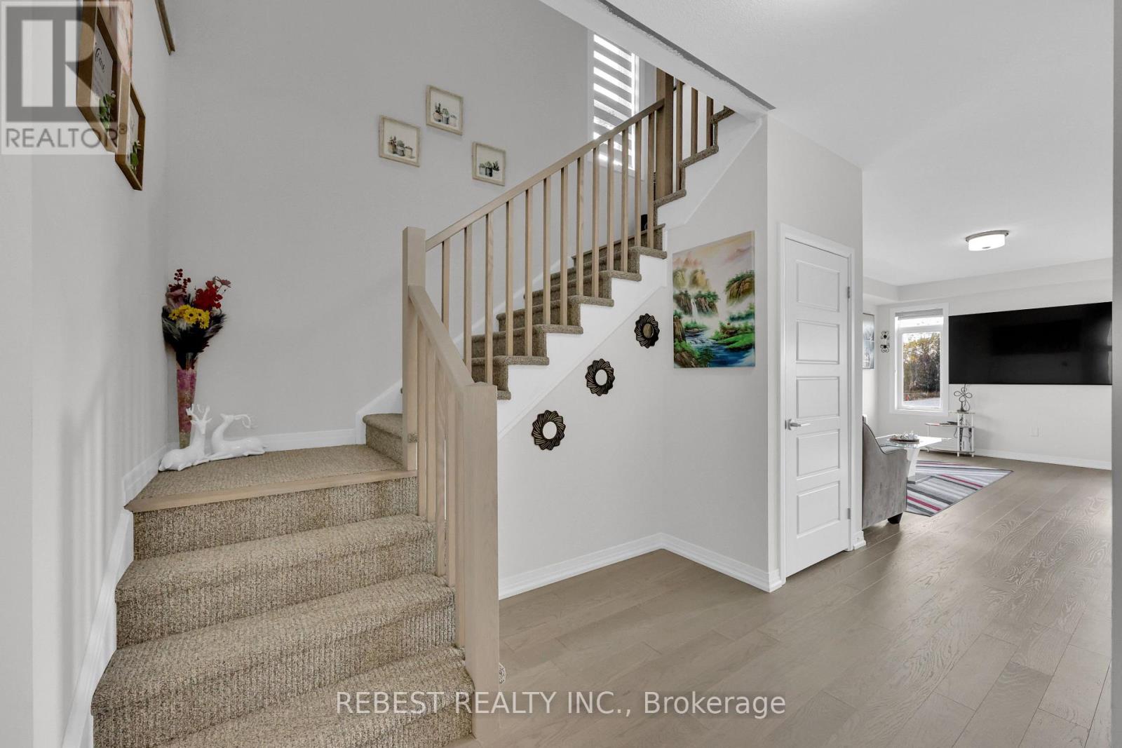 130 Hitchman Street, Brant (Paris), Ontario  N3L 0N6 - Photo 10 - X12498964