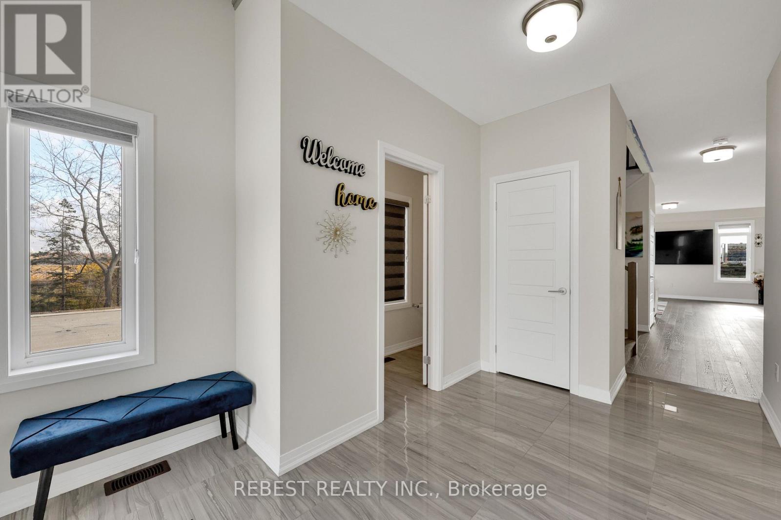 130 Hitchman Street, Brant (Paris), Ontario  N3L 0N6 - Photo 6 - X12498964