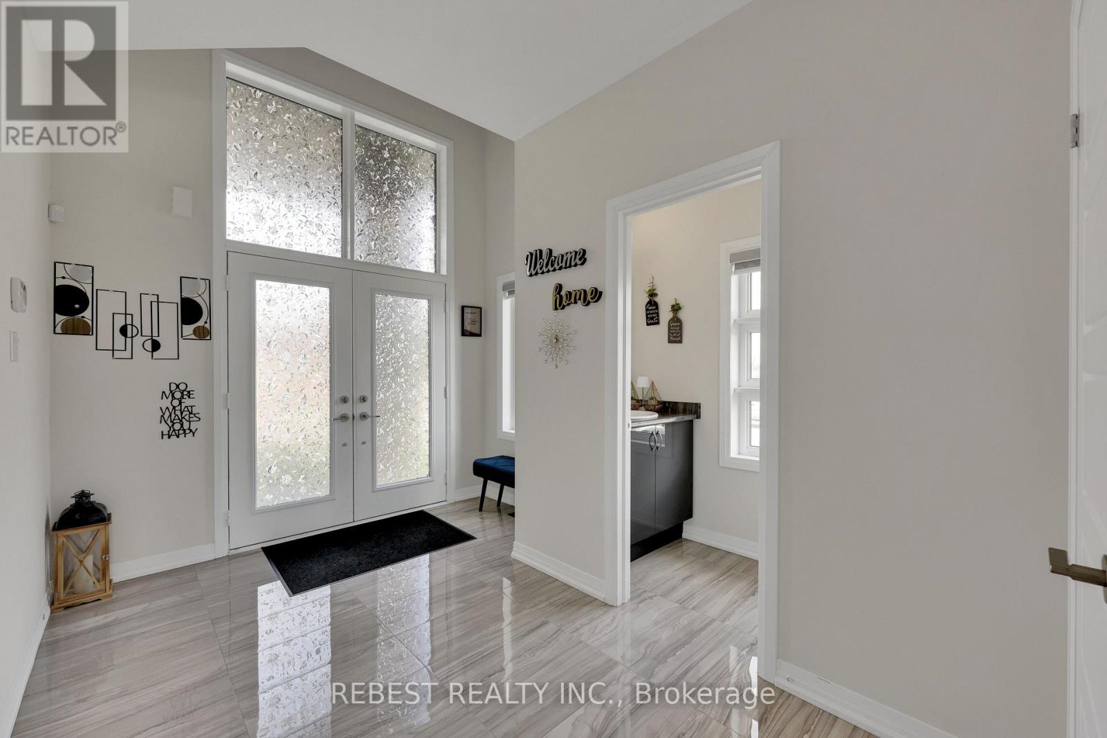 130 Hitchman Street, Brant (Paris), Ontario  N3L 0N6 - Photo 9 - X12498964