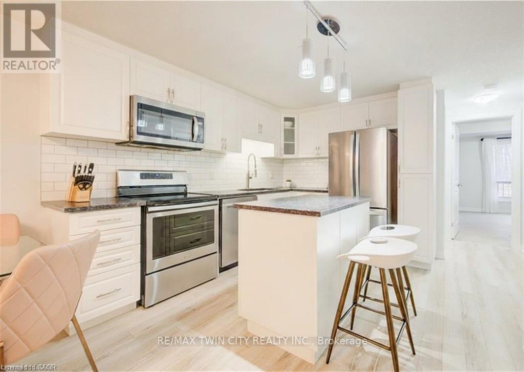 27a - 1989 Ottawa Street, Kitchener, Ontario  N2E 0G7 - Photo 4 - X12803808