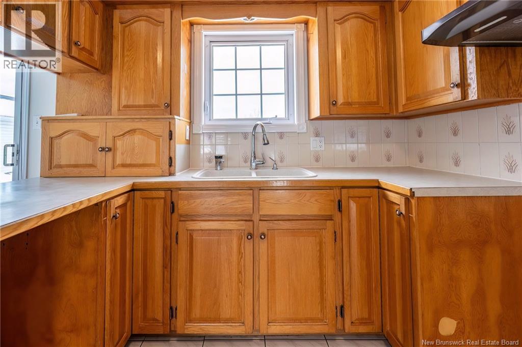 835 Walker Street, Grand Falls, New Brunswick  E3Z 1A4 - Photo 9 - NB134719