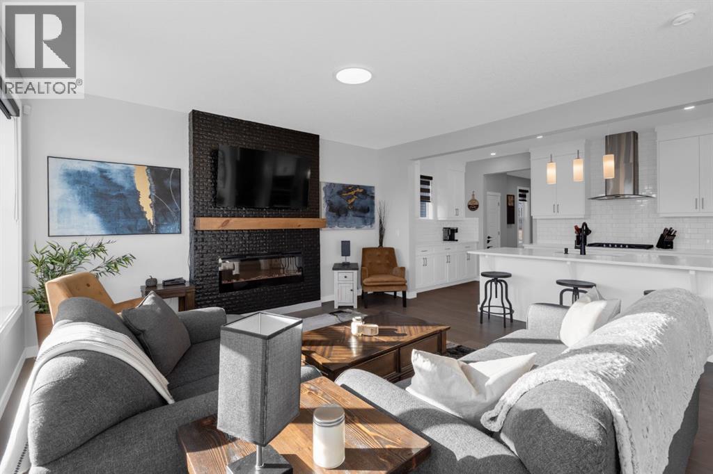 160 Precedence Hill, Cochrane, Alberta  T4C 2T6 - Photo 13 - A2285170