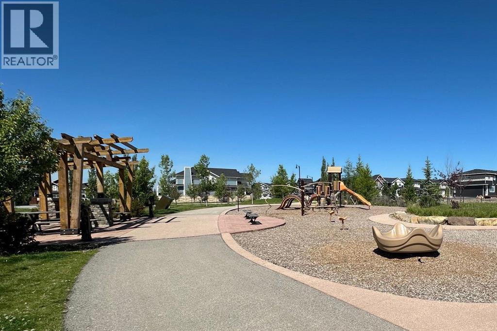 96 Sundown Terrace, Cochrane, Alberta  T4C 2M8 - Photo 37 - A2292867