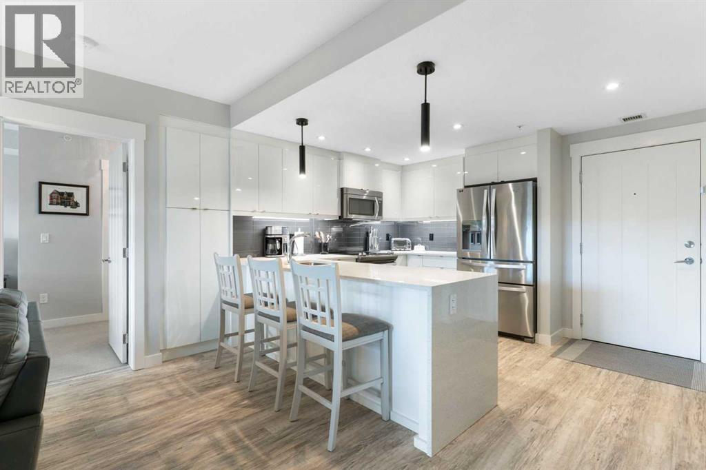 227, 15 Aspenmont Heights Sw, Calgary, Alberta  T3H 0E3 - Photo 6 - A2293655