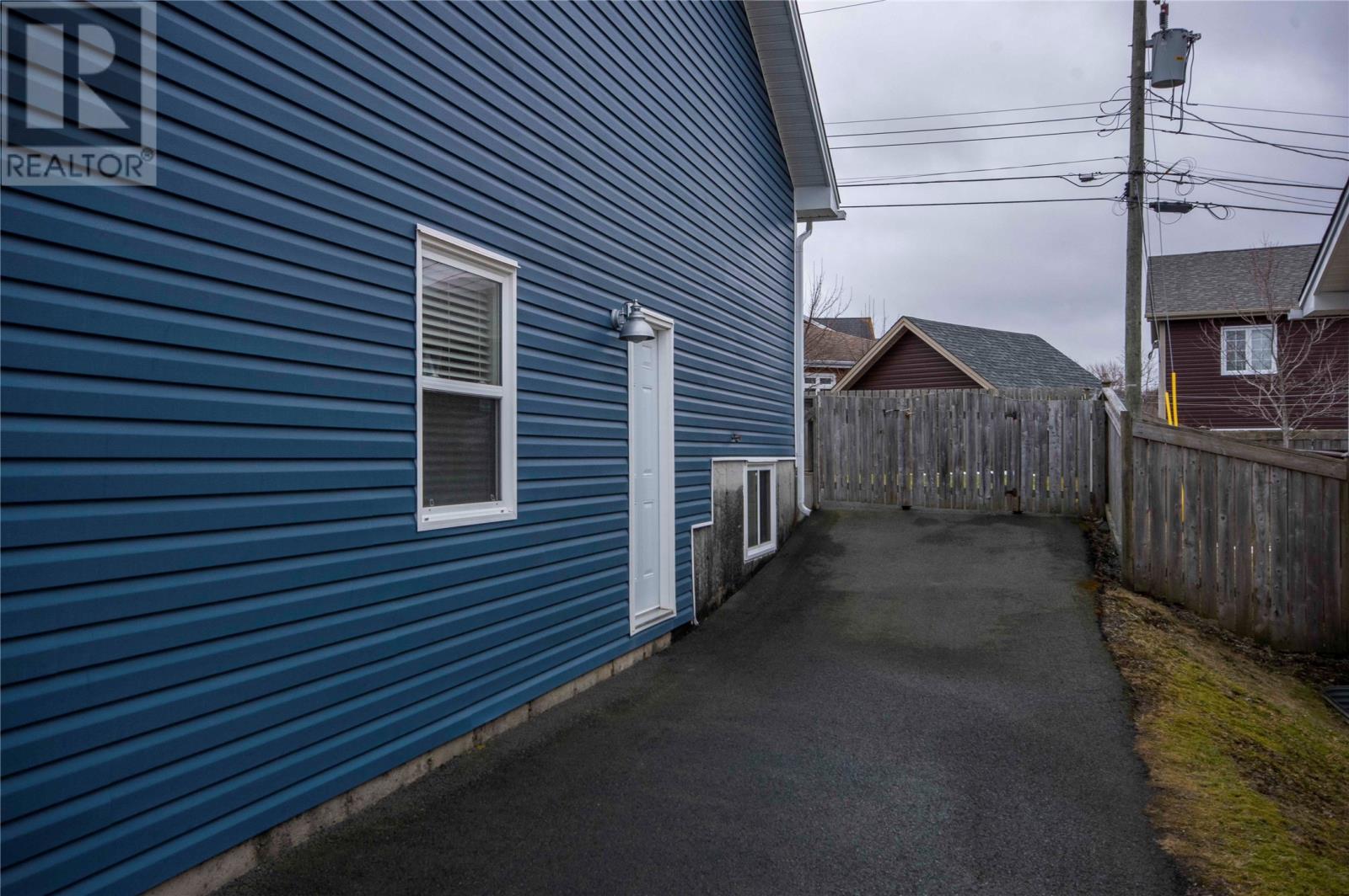 20 Woodpath Road, Conception Bay South, Newfoundland & Labrador  A1W 5E6 - Photo 2 - 1295381