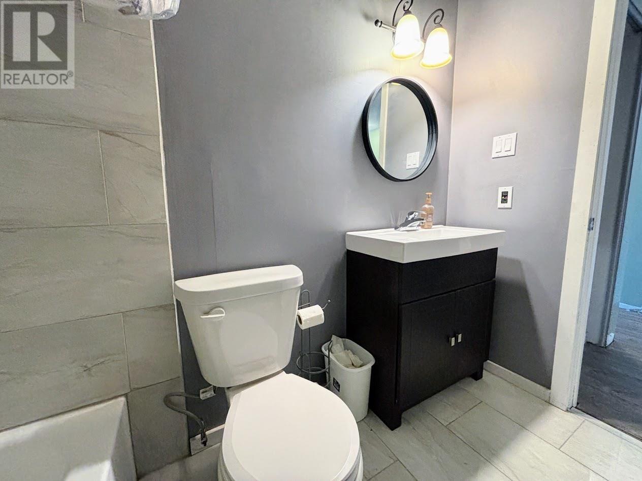 27 Wendego St, Manitouwadge, Ontario  P0T 2C0 - Photo 18 - TB2600479