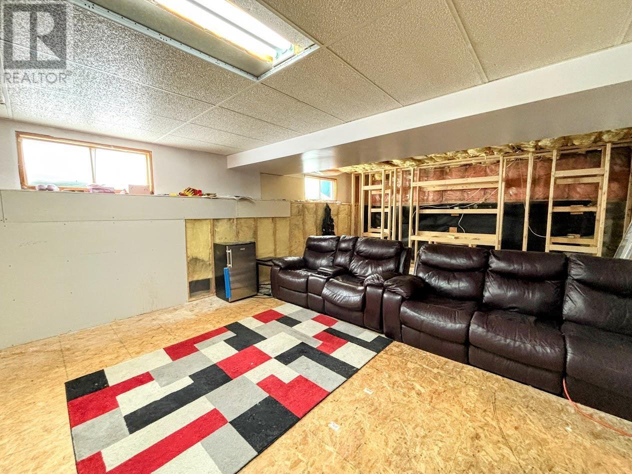 27 Wendego St, Manitouwadge, Ontario  P0T 2C0 - Photo 20 - TB2600479