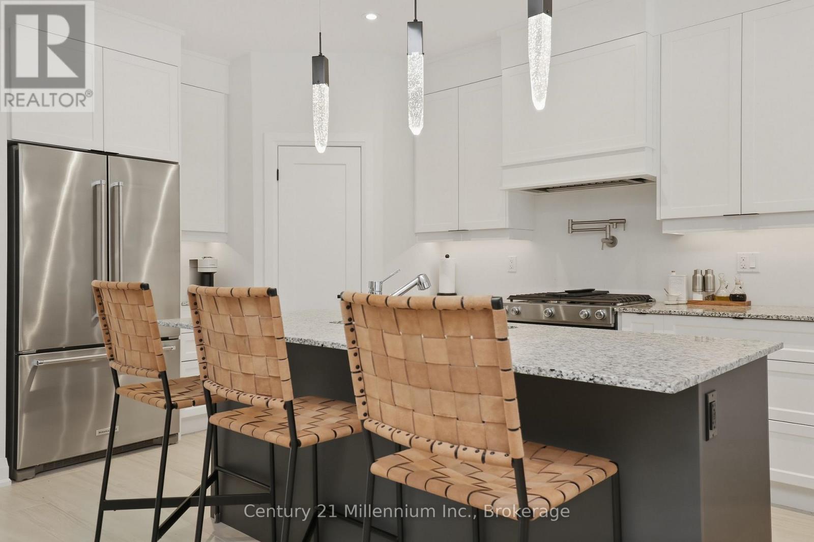 4 - 128 Beacon Drive, Blue Mountains, Ontario  N0H 2P0 - Photo 8 - X12886398