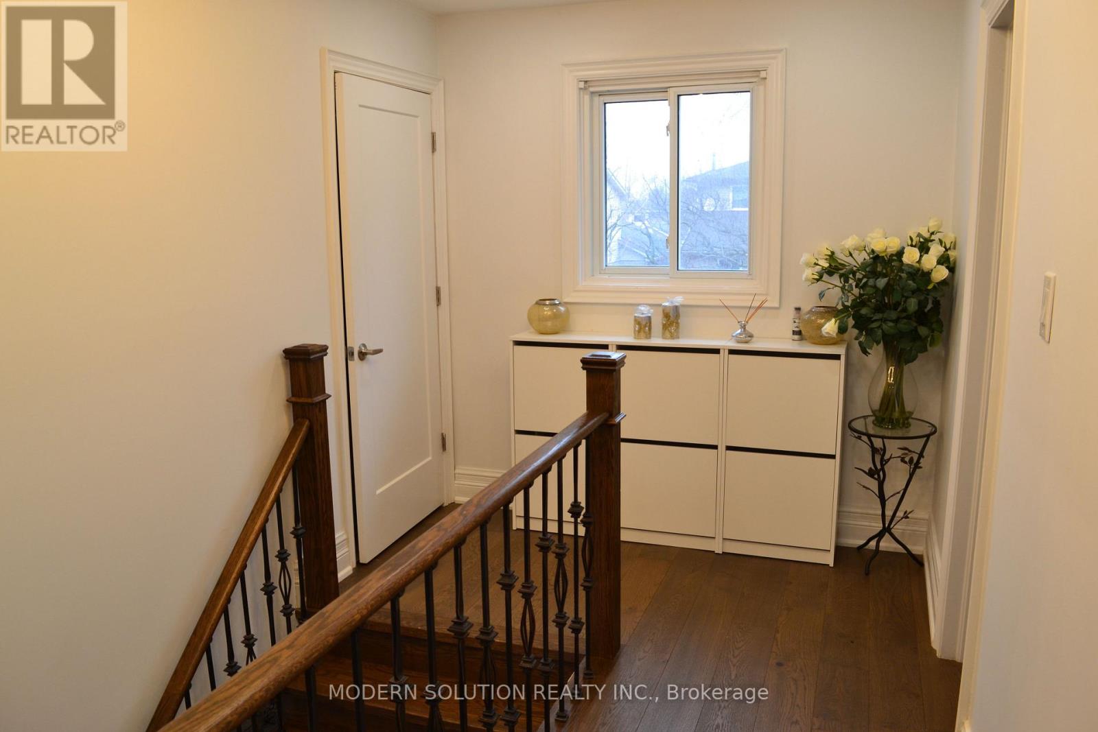 65 Manning Crescent, Newmarket (Gorham-College Manor), Ontario  L3Y 6H3 - Photo 16 - N12890362