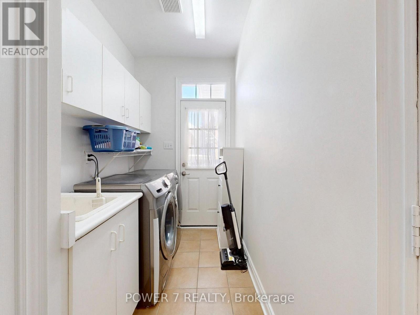 49 Pettet Road, Whitchurch-Stouffville, Ontario  L4A 3J2 - Photo 27 - N12897442