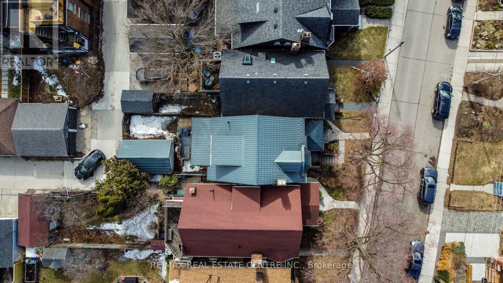 213 Indian Road, Toronto (High Park-Swansea), Ontario  M6R 2W7 - Photo 40 - W12898574