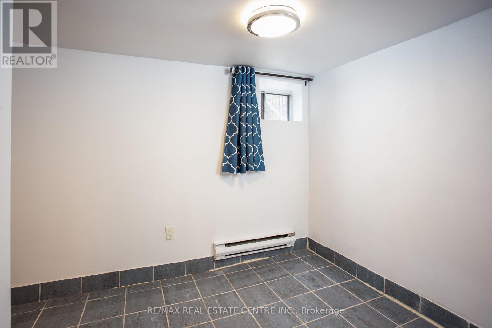 213 Indian Road, Toronto (High Park-Swansea), Ontario  M6R 2W7 - Photo 38 - W12898574