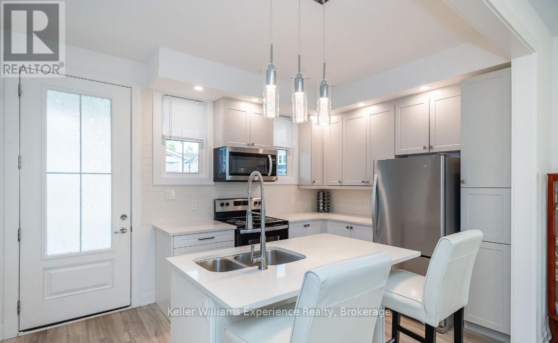 30 Samantha Lane, Midland, Ontario  L4R 0H4 - Photo 10 - S12898722