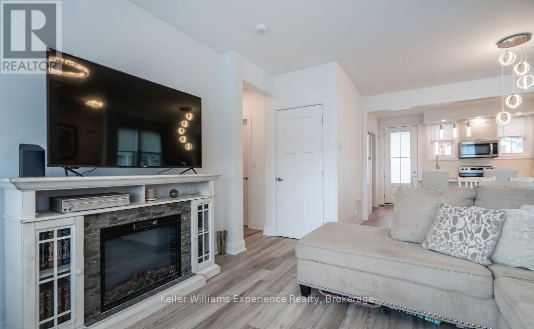 30 Samantha Lane, Midland, Ontario  L4R 0H4 - Photo 6 - S12898722