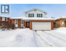 11 JOHN DAVIES Drive, Woodstock, Ontario
