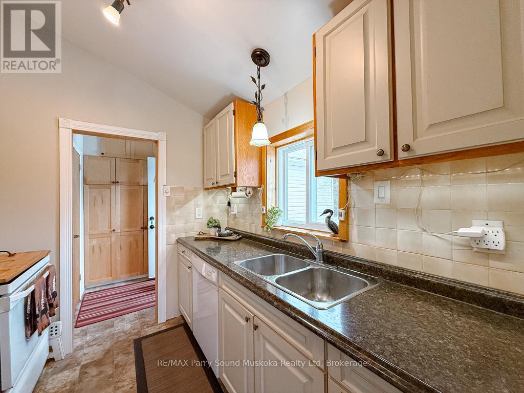 3 Magnet Road, Magnetawan, Ontario  P0A 1P0 - Photo 25 - X12898736