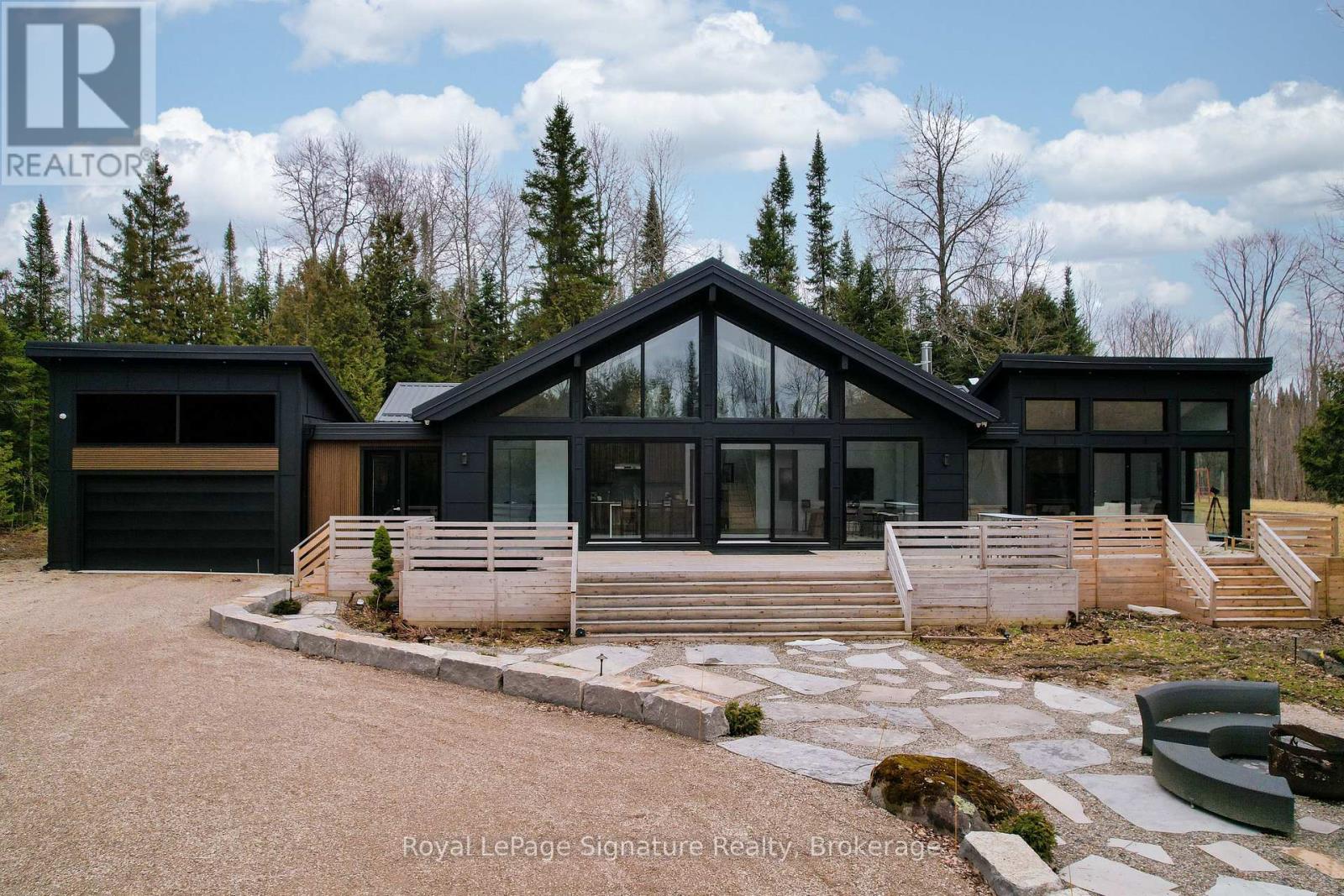 415040 10th Line, Blue Mountains, Ontario  N0H 2E0 - Photo 4 - X12898768