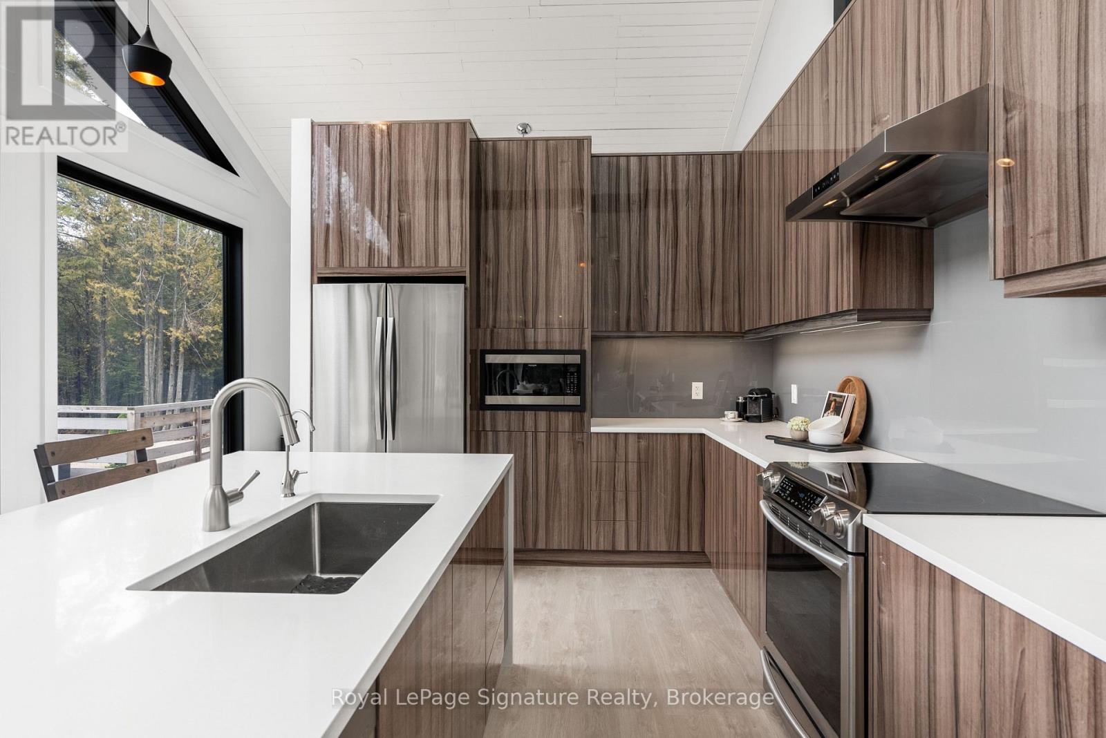 415040 10th Line, Blue Mountains, Ontario  N0H 2E0 - Photo 6 - X12898768