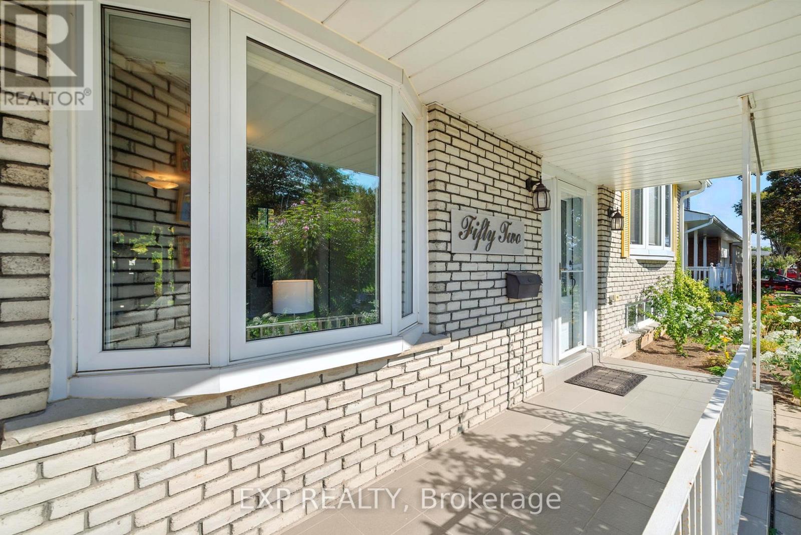 52 Bayview Crescent, Cobourg, Ontario  K9A 4C6 - Photo 5 - X12898876