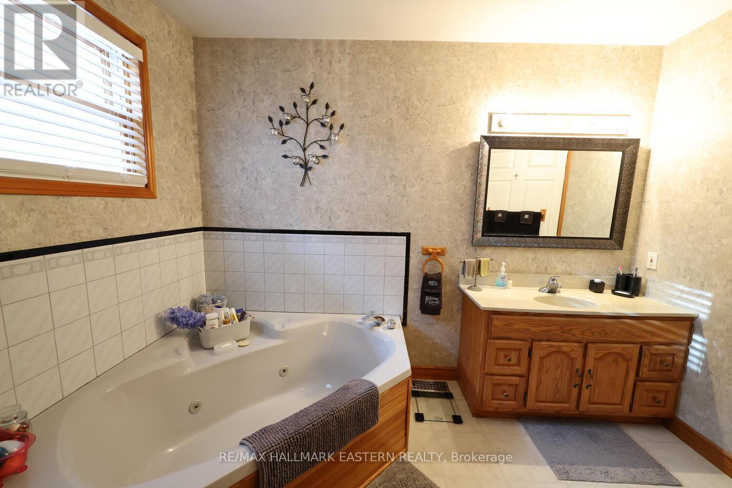 2160 County Road 46, Havelock-Belmont-Methuen, Ontario  K0L 1Z0 - Photo 30 - X12898934