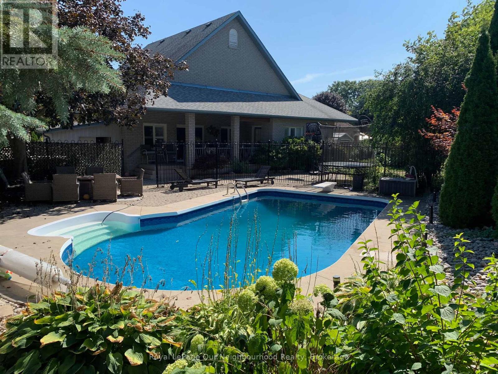 941 TILLISON AVENUE, Cobourg, Ontario