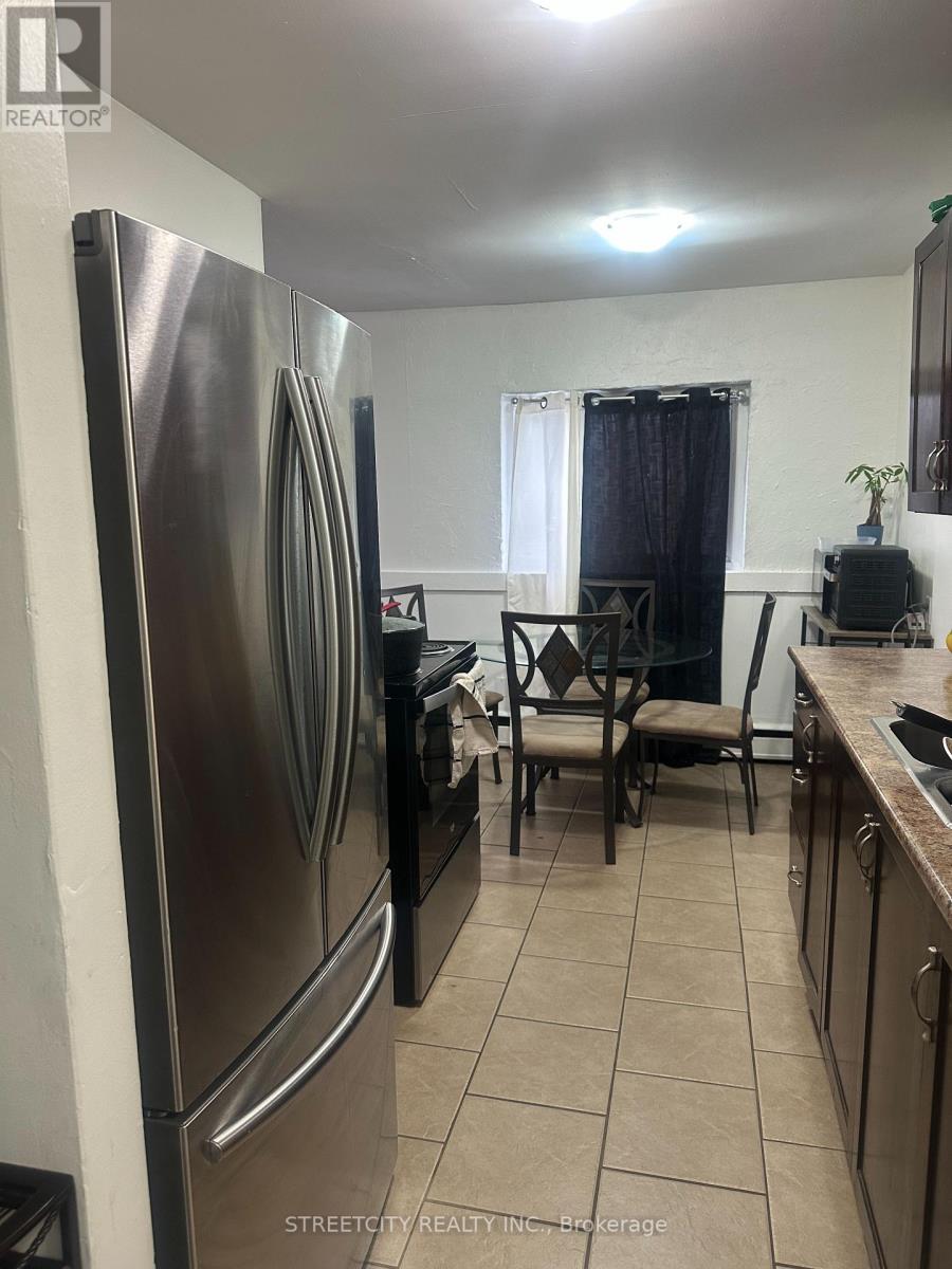 21 - 220 Ashland Avenue, London East, Ontario  N5W 4H4 - Photo 10 - X12898726