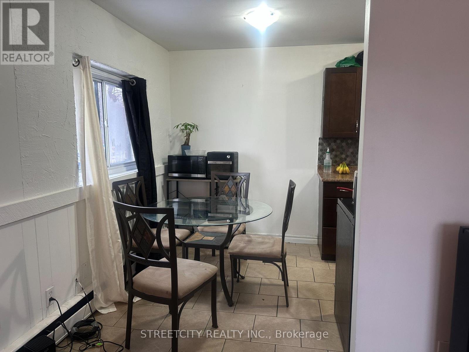 21 - 220 Ashland Avenue, London East, Ontario  N5W 4H4 - Photo 12 - X12898726