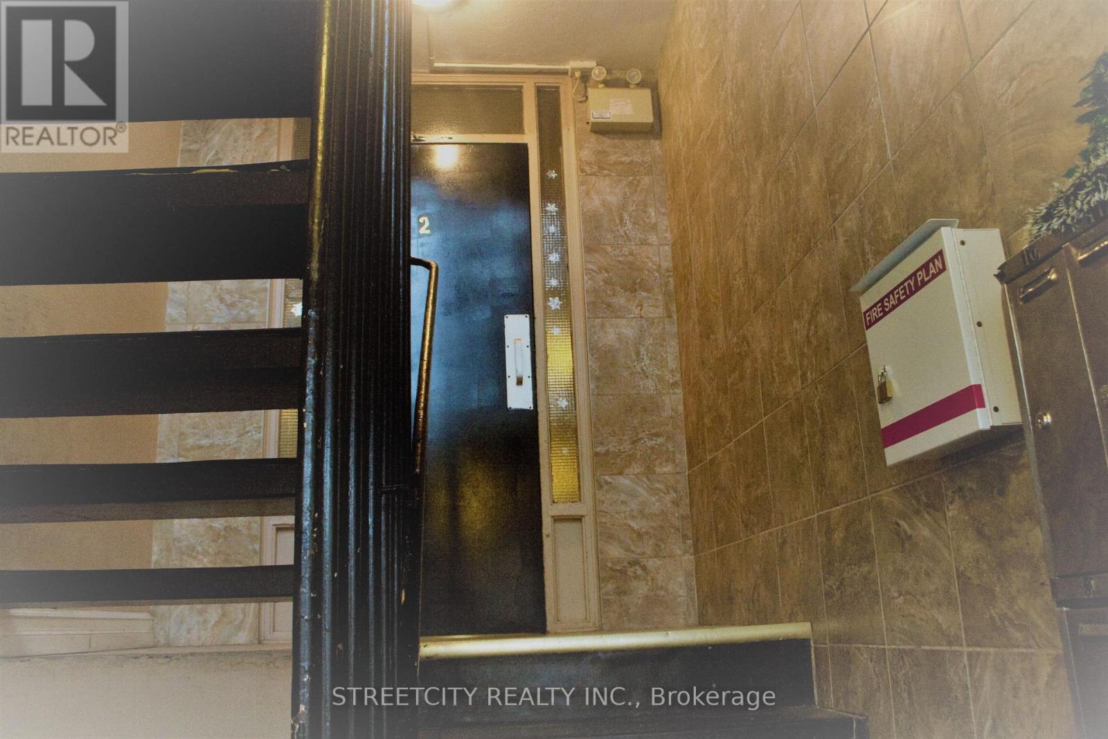 21 - 220 Ashland Avenue, London East, Ontario  N5W 4H4 - Photo 3 - X12898726