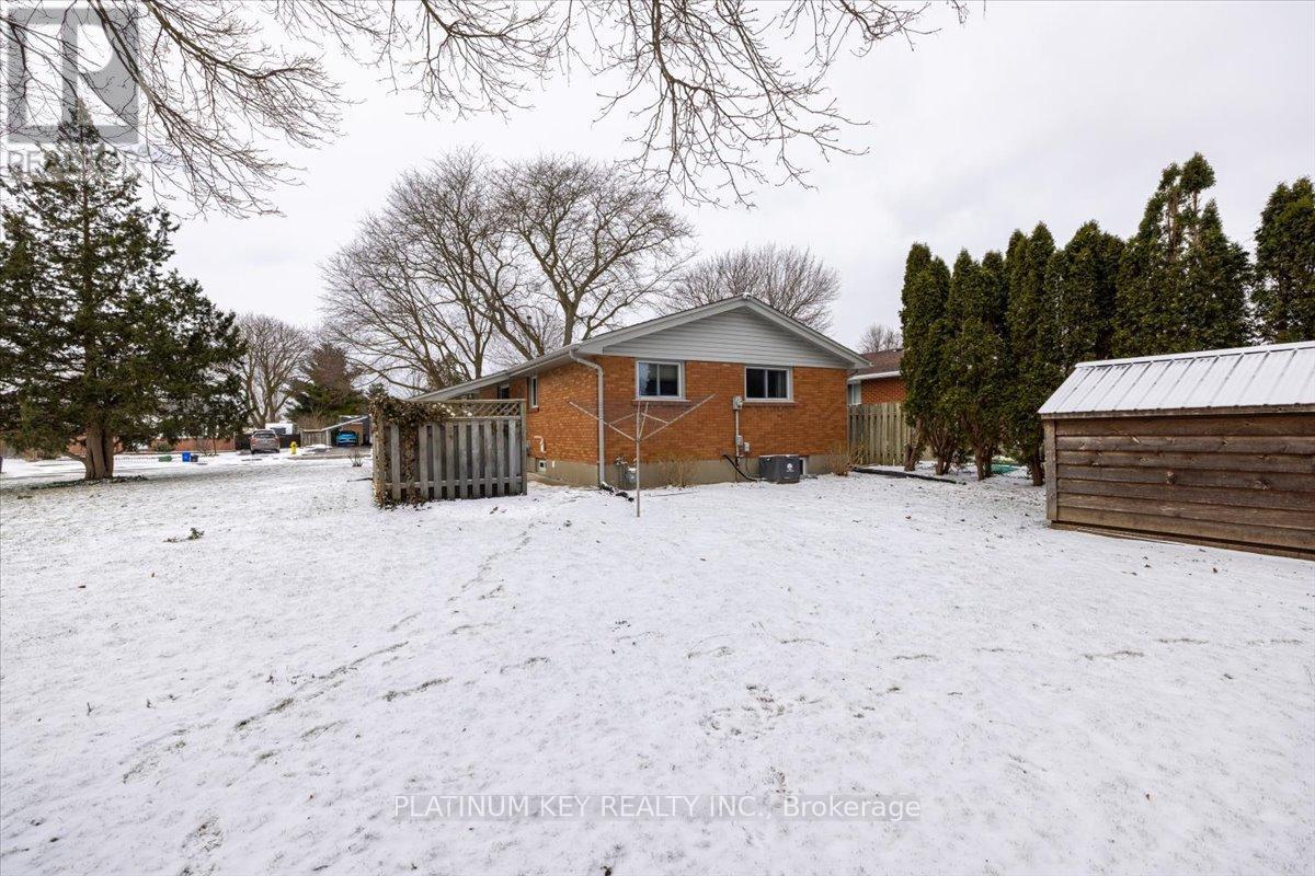 42 Garland Crescent, London East, Ontario  N5V 1N5 - Photo 20 - X12898834