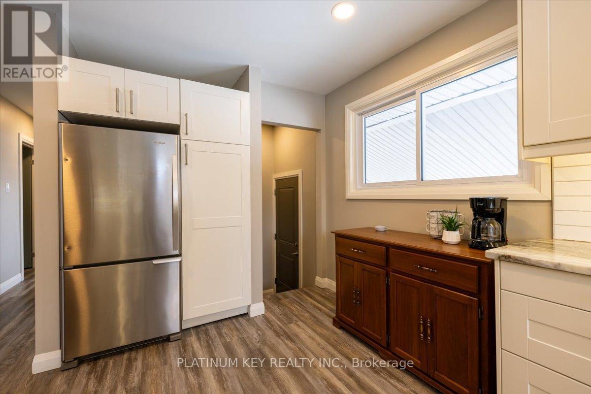 42 Garland Crescent, London East, Ontario  N5V 1N5 - Photo 8 - X12898834