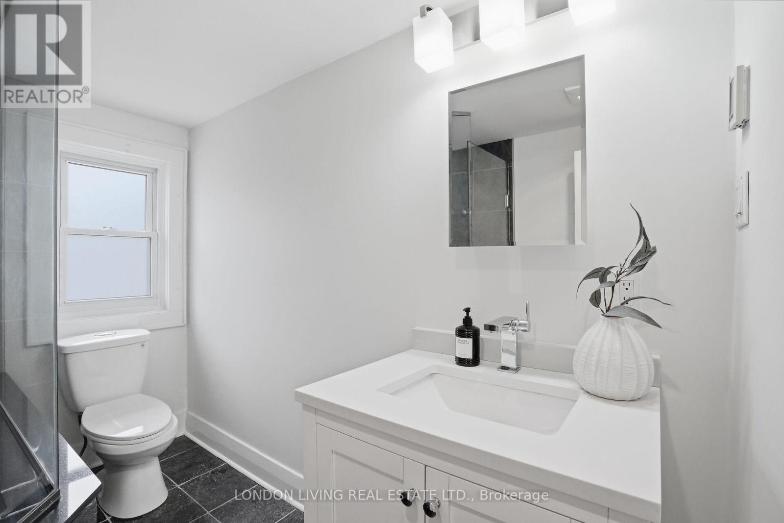 271 Briscoe Street E, London South, Ontario  N6C 1X5 - Photo 28 - X12898962