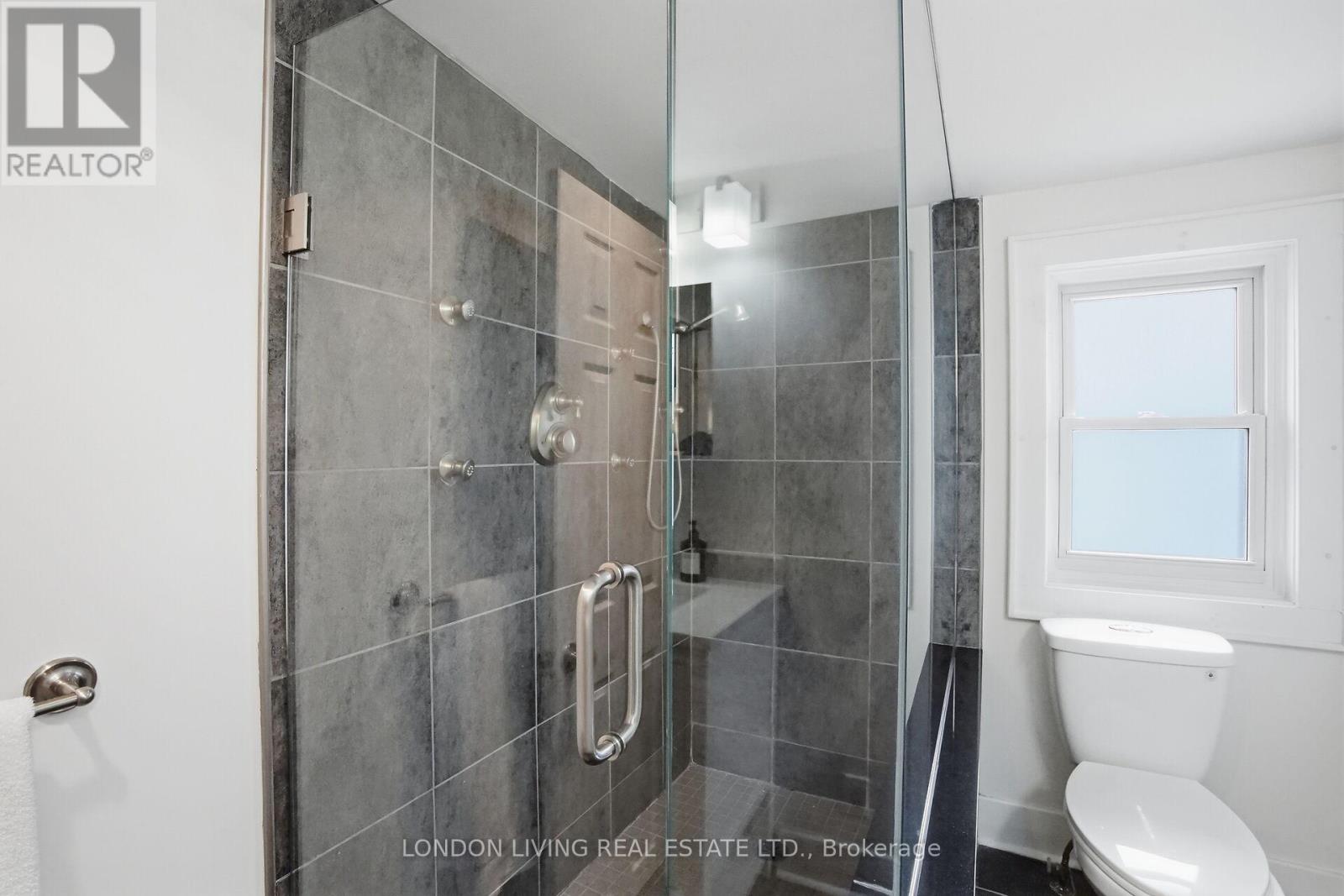 271 Briscoe Street E, London South, Ontario  N6C 1X5 - Photo 29 - X12898962