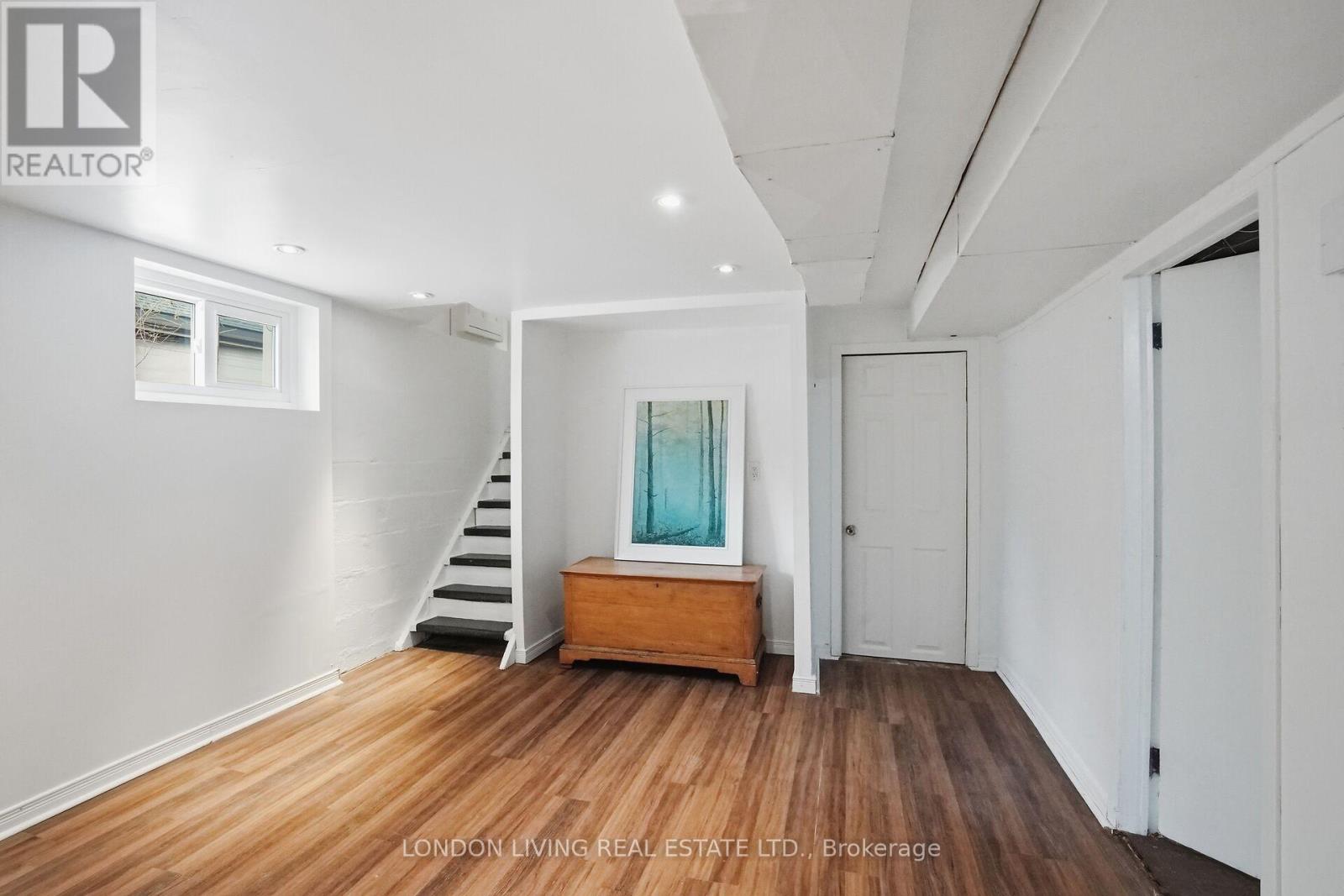 271 Briscoe Street E, London South, Ontario  N6C 1X5 - Photo 36 - X12898962