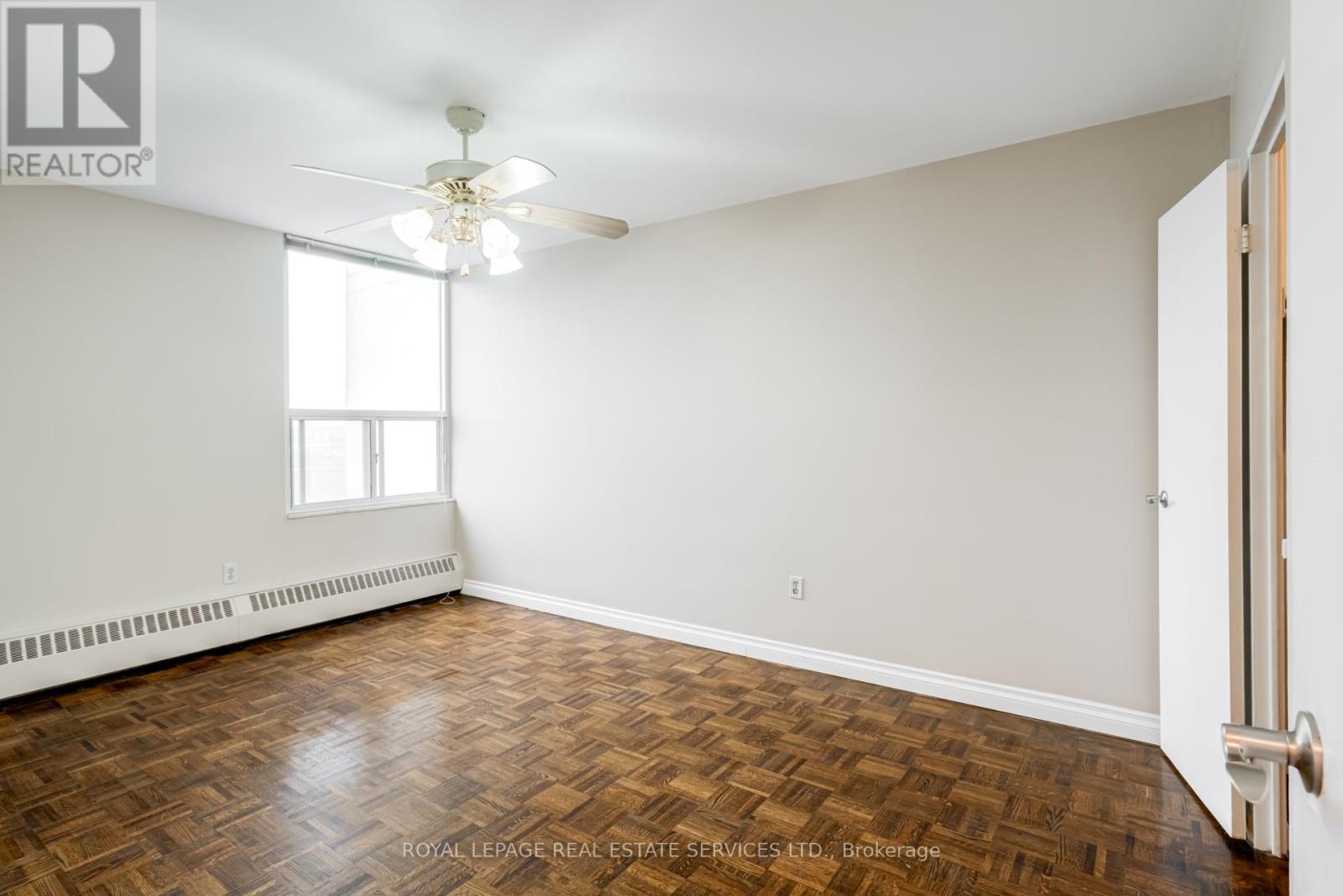 1602 - 5 Vicora Linkway, Toronto, Ontario  M3C 1A4 - Photo 17 - C12898728