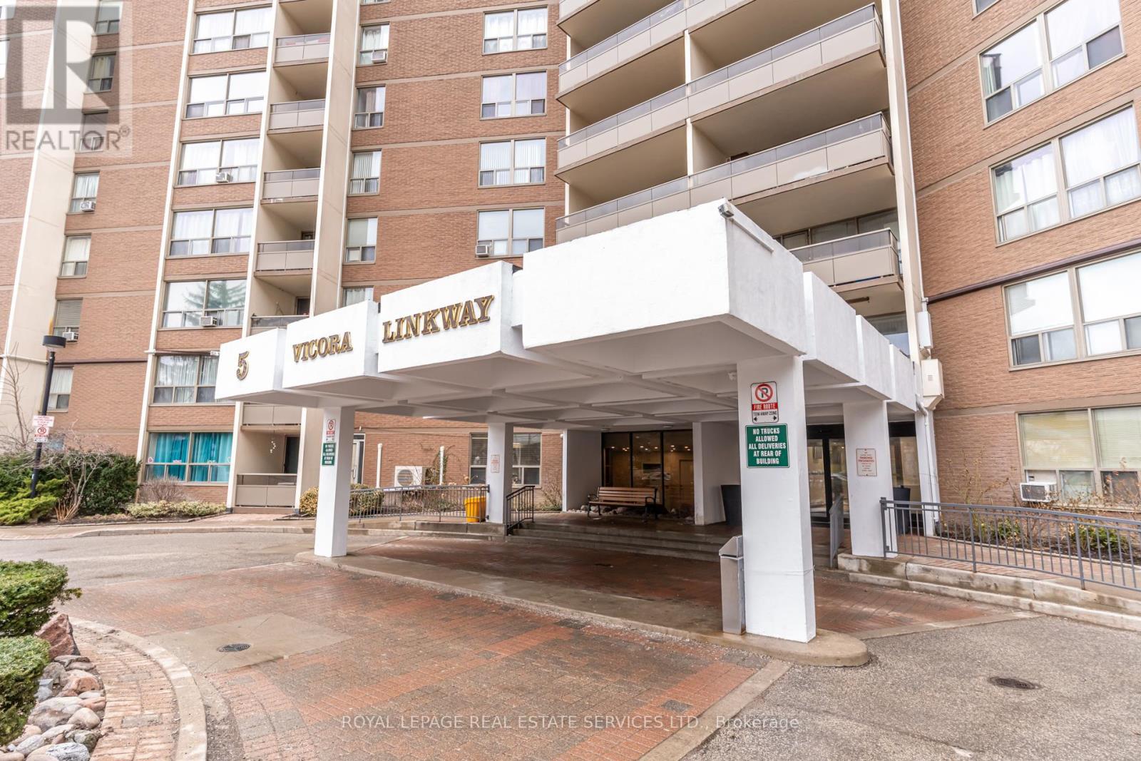 1602 - 5 Vicora Linkway, Toronto, Ontario  M3C 1A4 - Photo 3 - C12898728