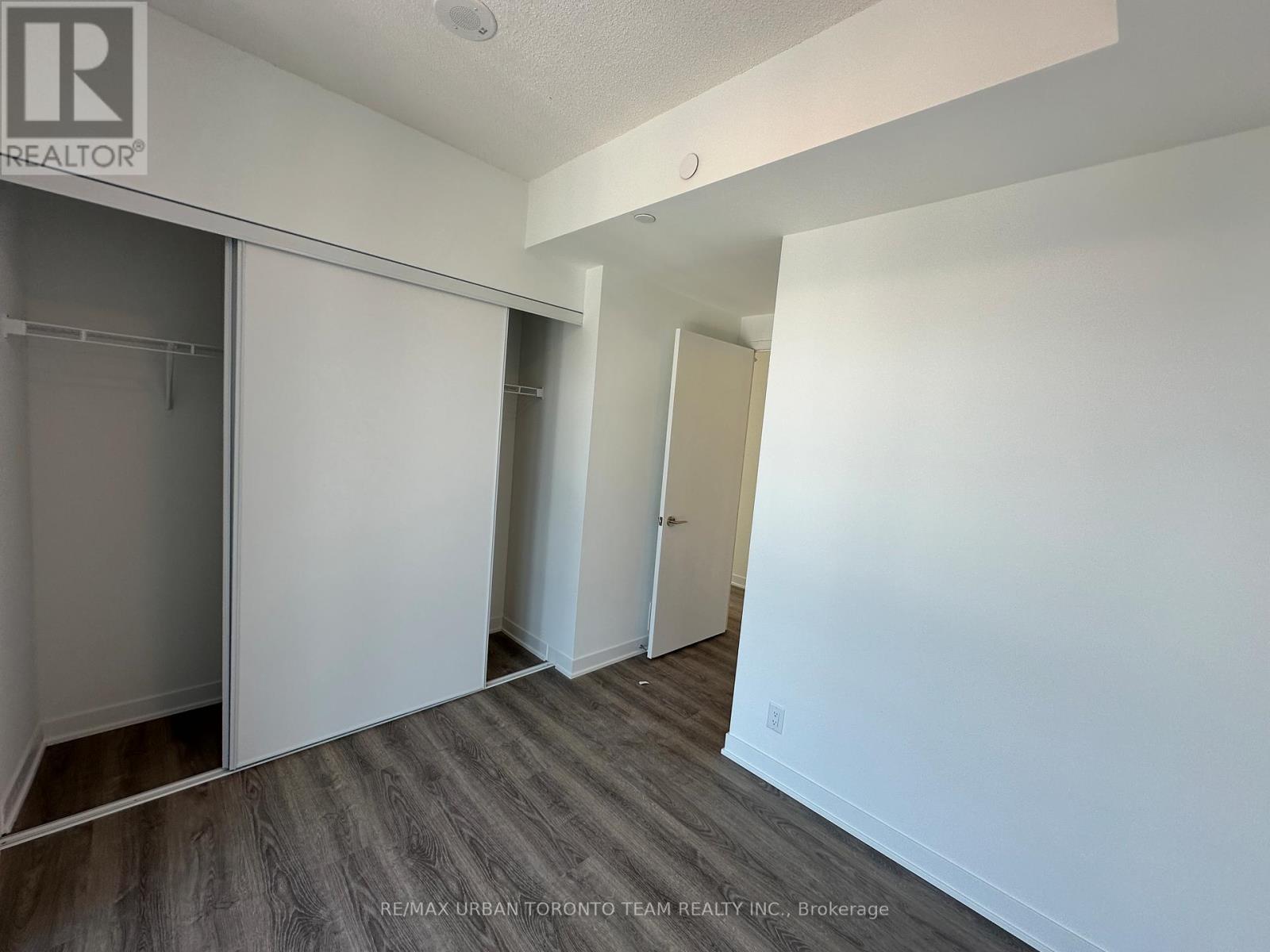 2806 - 180 Front Street E, Toronto, Ontario  M5A 0K9 - Photo 11 - C12898744