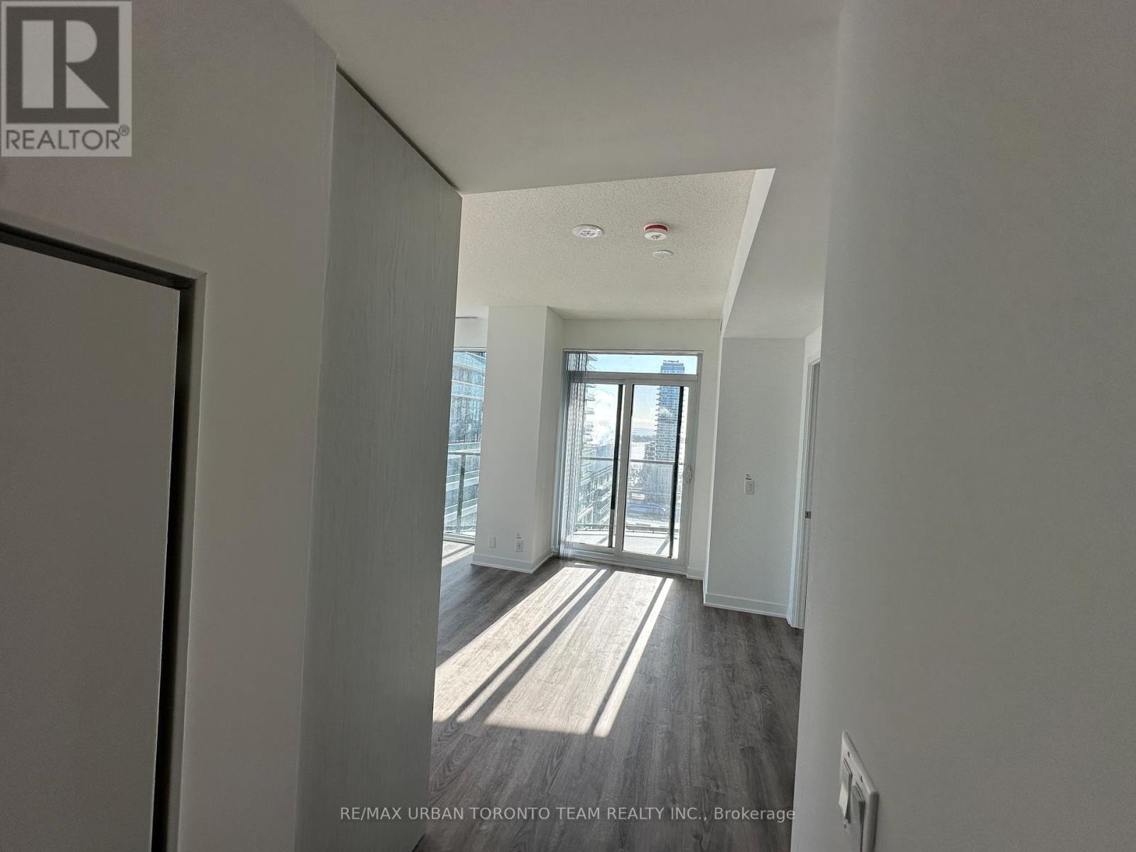 2806 - 180 Front Street E, Toronto, Ontario  M5A 0K9 - Photo 9 - C12898744