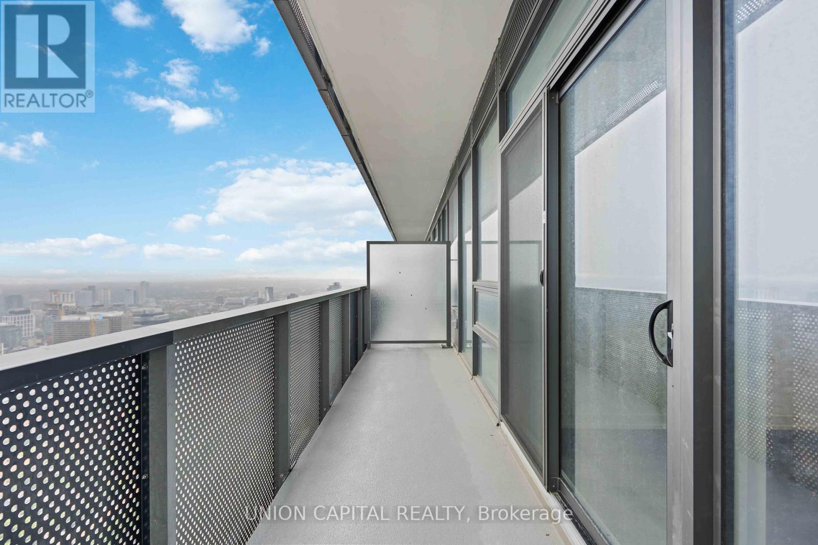 5901 - 138 Downes Street, Toronto, Ontario  M5E 0E4 - Photo 20 - C12898764