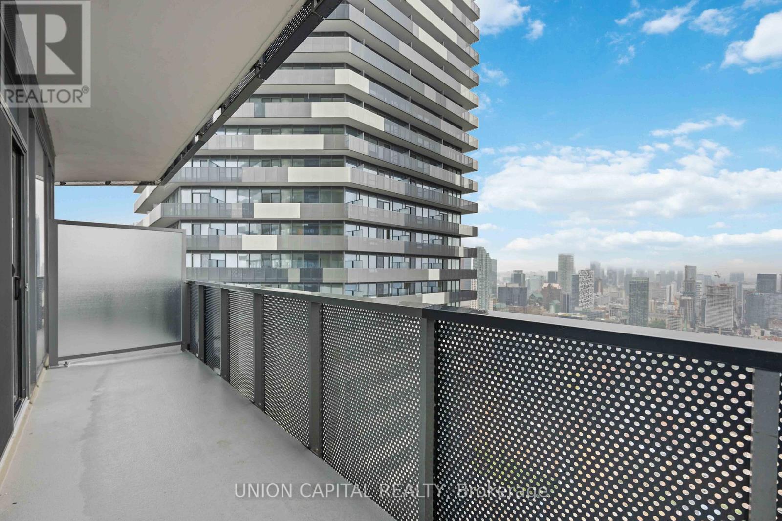 5901 - 138 Downes Street, Toronto, Ontario  M5E 0E4 - Photo 23 - C12898764