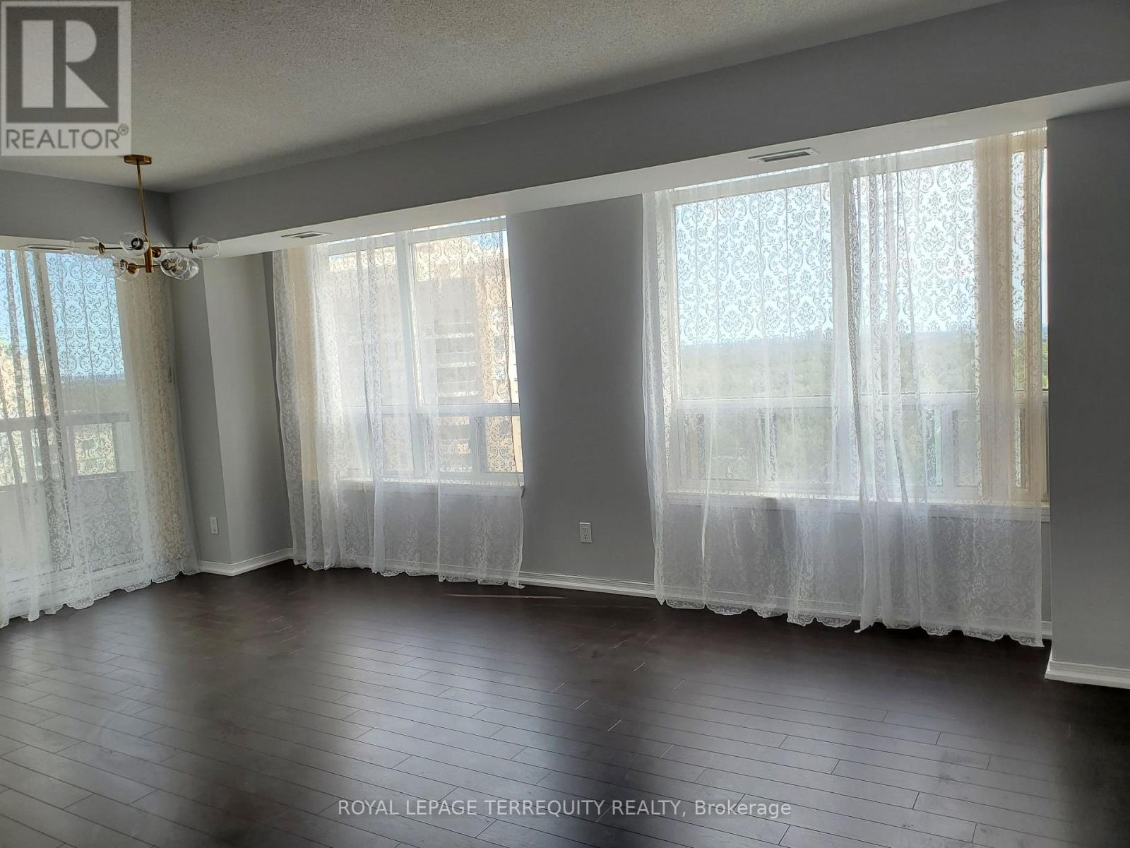 1707 - 8 Hillcrest Avenue, Toronto, Ontario  M2N 6Y6 - Photo 3 - C12898780