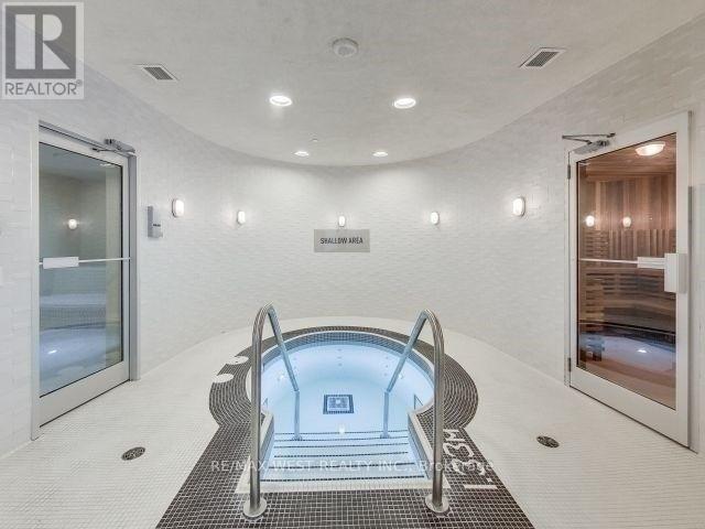 4507 - 14 York Street, Toronto, Ontario  M5J 0B1 - Photo 11 - C12898858