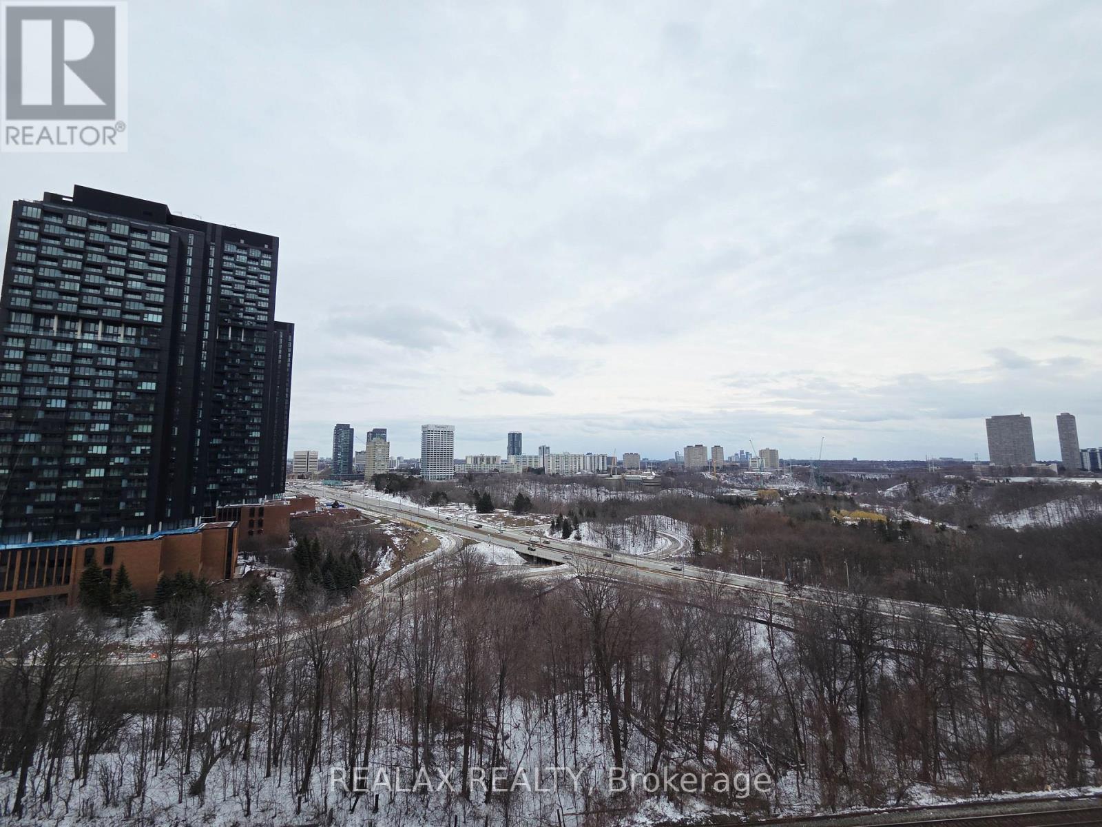 1107 - 30 Inn On The Park Drive, Toronto, Ontario  M3C 0P7 - Photo 12 - C12898936