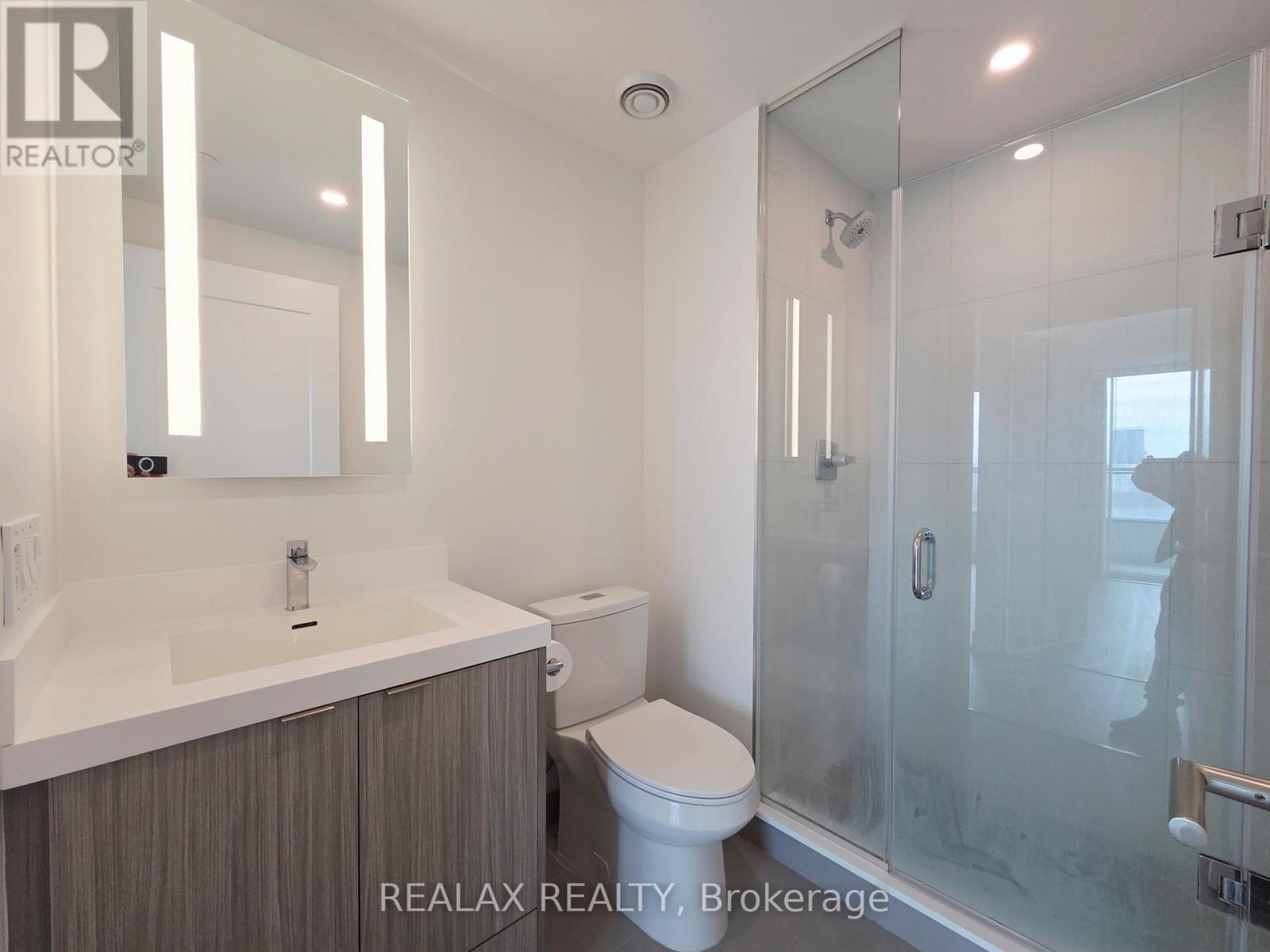 1107 - 30 Inn On The Park Drive, Toronto, Ontario  M3C 0P7 - Photo 9 - C12898936