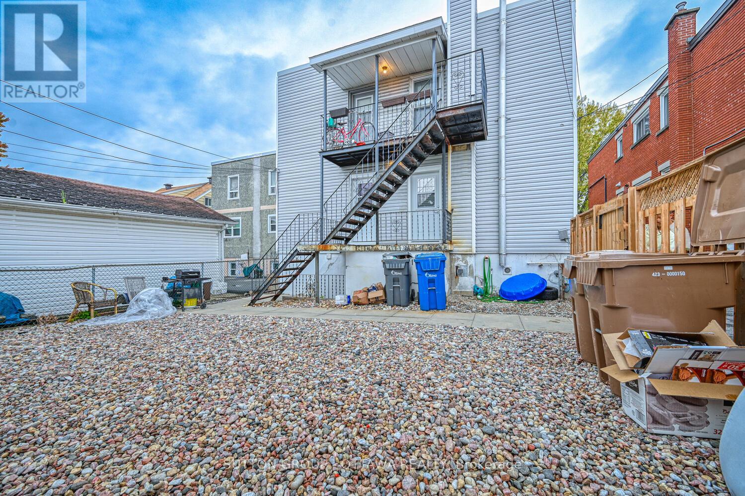 154-156 Dagmar Avenue, Ottawa, Ontario  K1L 5T2 - Photo 32 - X12898742