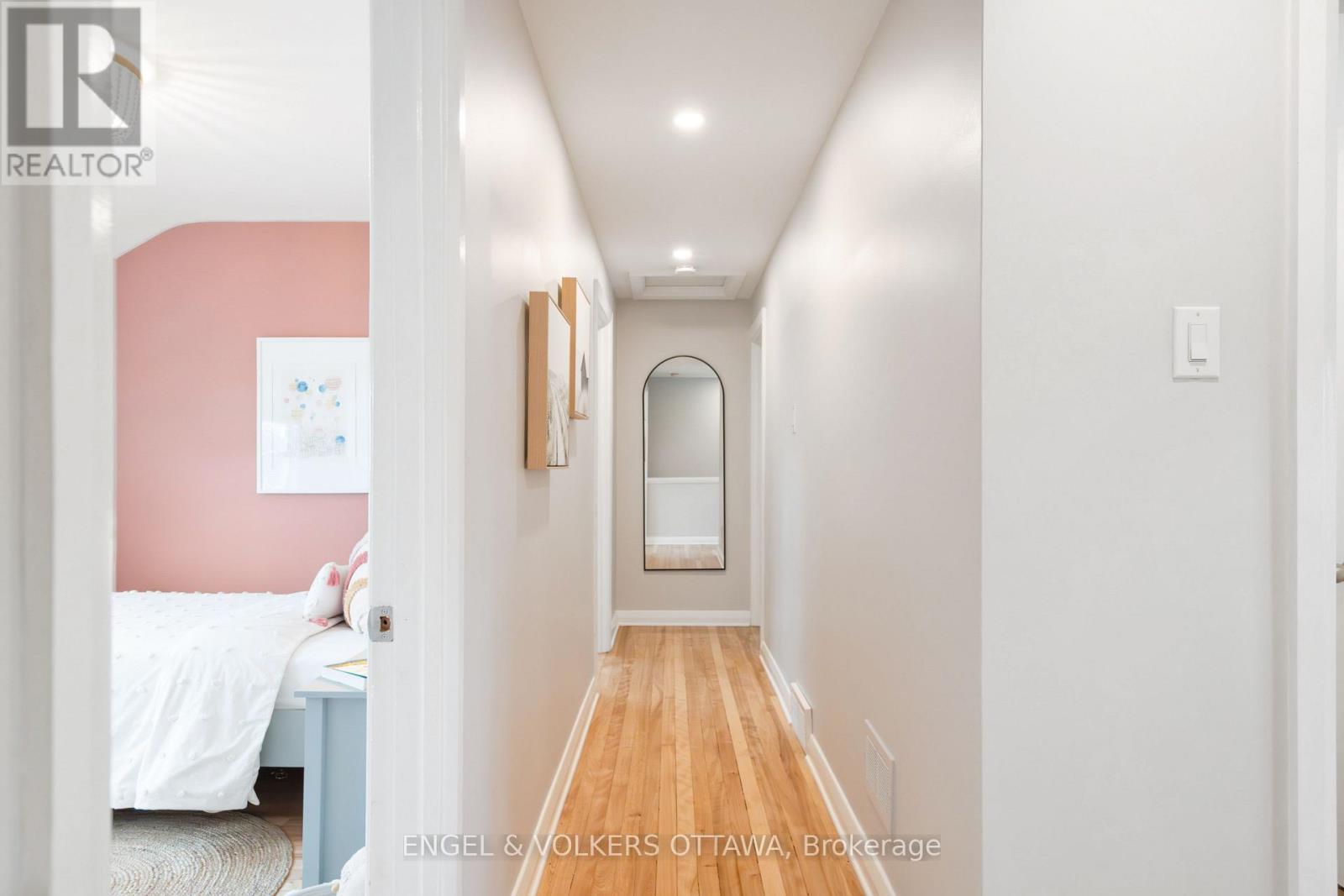 42 Anna Avenue, Ottawa, Ontario  K1Z 7T4 - Photo 25 - X12898762