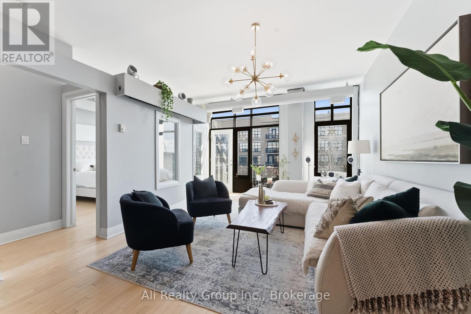 307 - 300 Powell Avenue, Ottawa, Ontario  K1S 5T3 - Photo 13 - X12898850