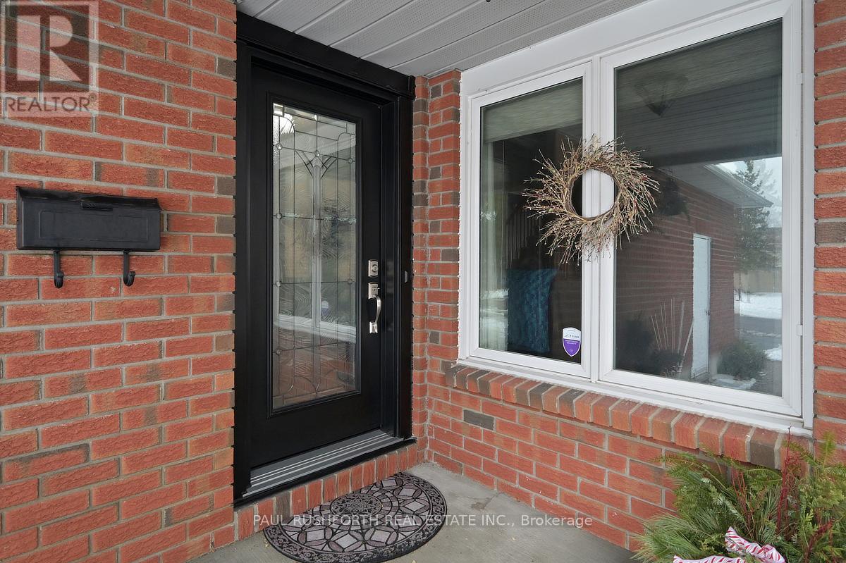 588 Pocono Crescent, Ottawa, Ontario  K4A 3J6 - Photo 3 - X12898916